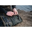 Nash Taška Subterfuge Buzz Bar Pouch Medium 32cm