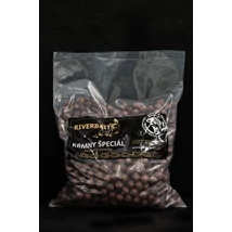 RIVERBAITS Boilie Kŕmny Špeciál Pikantá Čučoriedka 20mm 5kg