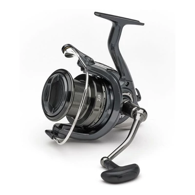 Navijak Daiwa Emcast 25A